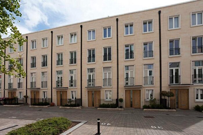 3 Bedroom Terraced House To Rent In Percy Terrace, Bath, BA2