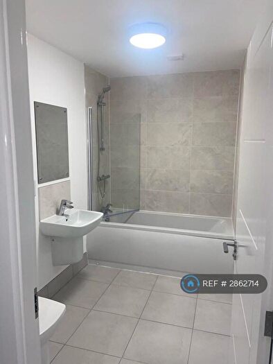 2 Bedroom Flat To Rent In View Point, Ecclesfield, Sheffield, S35