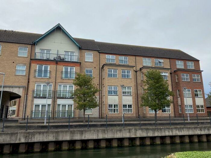 2 Bedroom Apartment To Rent In Riverside Drive, Lincoln, LN5