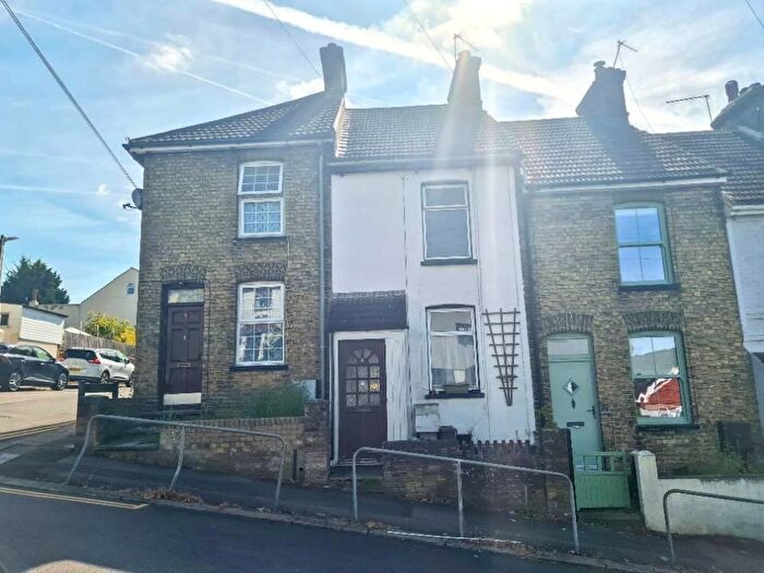 2 Bedroom Terraced House For Sale In Cookham Hill, Rochester, ME1