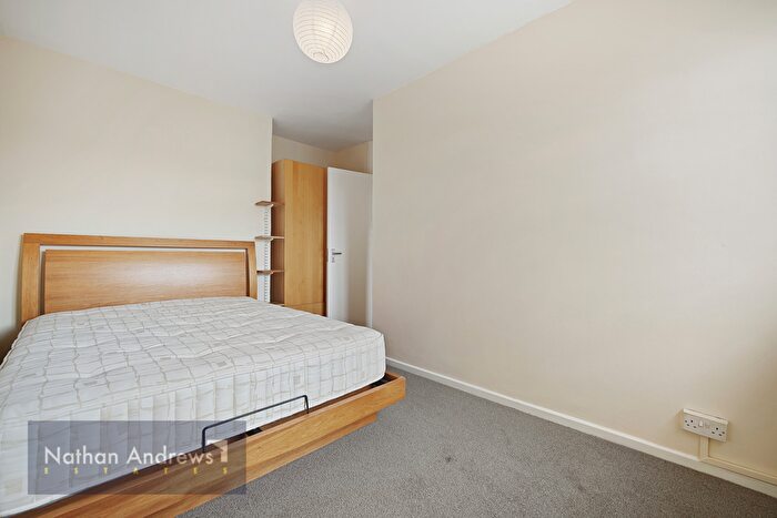 2 Bedroom Flat To Rent In Queen Caroline Street, London, W6