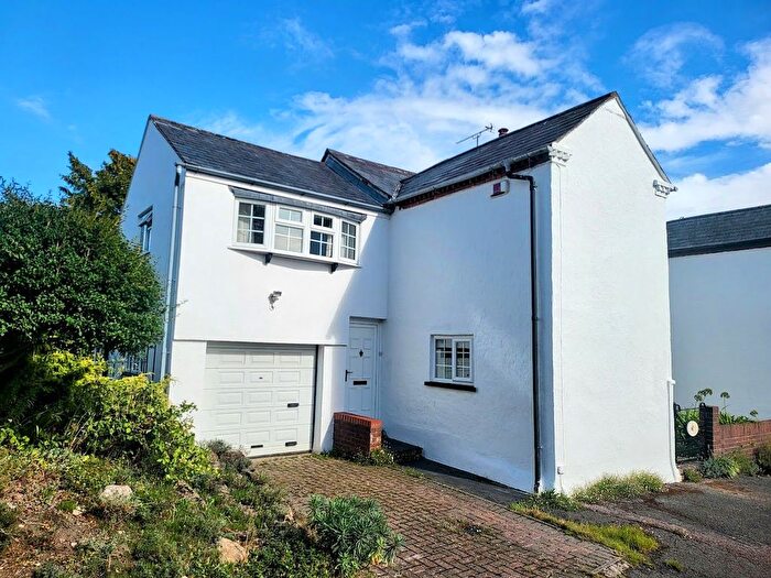 4 Bedroom Cottage For Sale In Milton Road, Milton Keynes, MK15