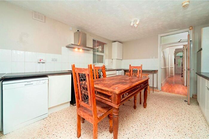 7 Bedroom House To Rent In Moss Lane, Manchester, M14