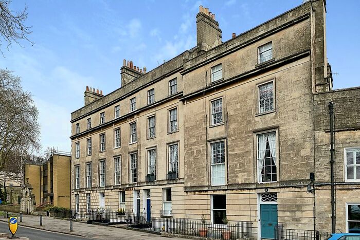 1 Bedroom Flat To Rent In Rochfort Place, Bath, BA2