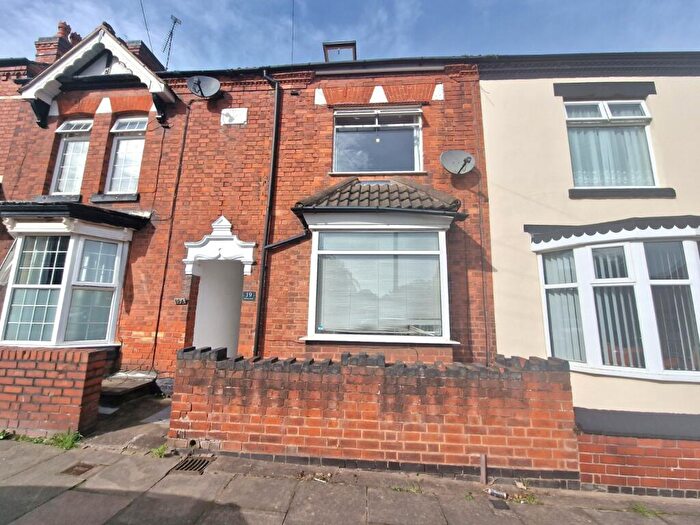 3 Bedroom Terraced House To Rent In Stanley Road, Nuneaton, Warwickshire, CV11