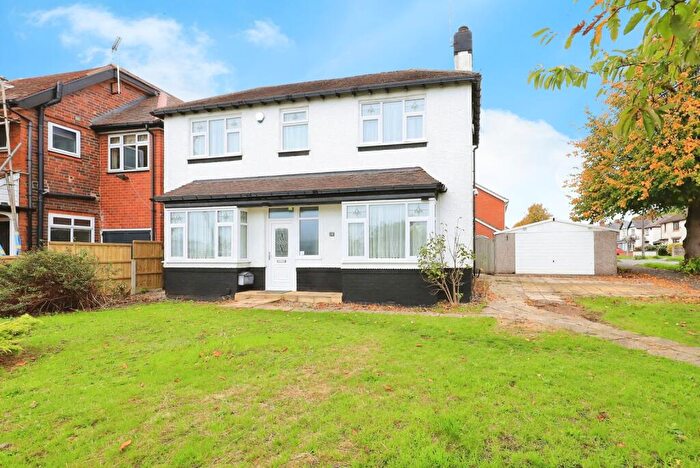 3 Bedroom Detached House For Sale In Hoo Road, Kidderminster, Worcestershire, DY10