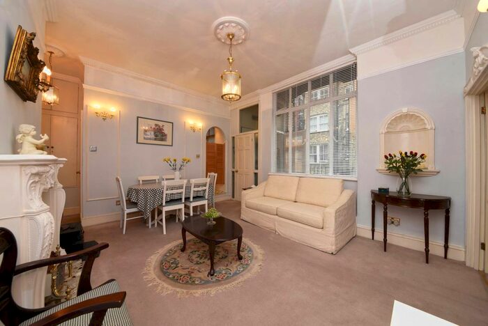 1 Bedroom Flat To Rent In Bickenhall Mansions, Bickenhall Street, London, W1U