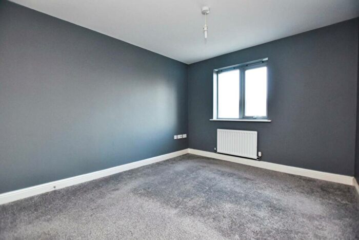 2 Bedroom Apartment For Sale In Wroughton Drive, Bristol, BS13
