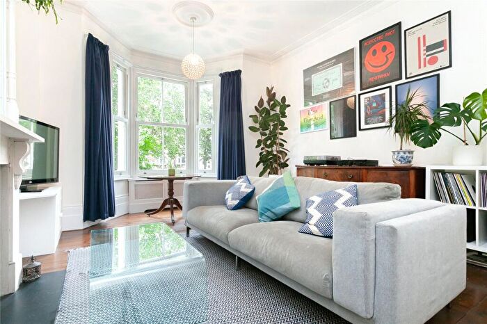 2 Bedroom Flat To Rent In Petherton Road, Islington, N5