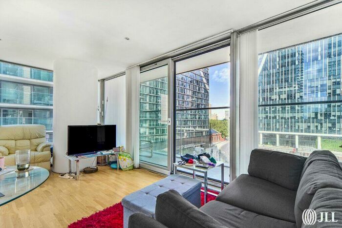 1 Bedroom Flat To Rent In Landmark East, London, E14