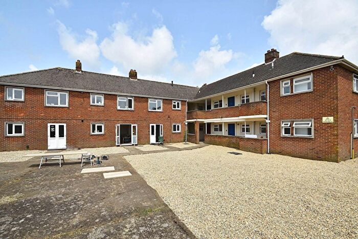 1 Bedroom Flat To Rent In John Street, Newport, PO30