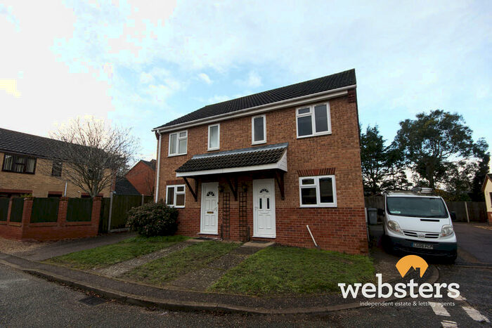 2 Bedroom Semi-Detached House To Rent In Trimming Walk, Taverham, NR8