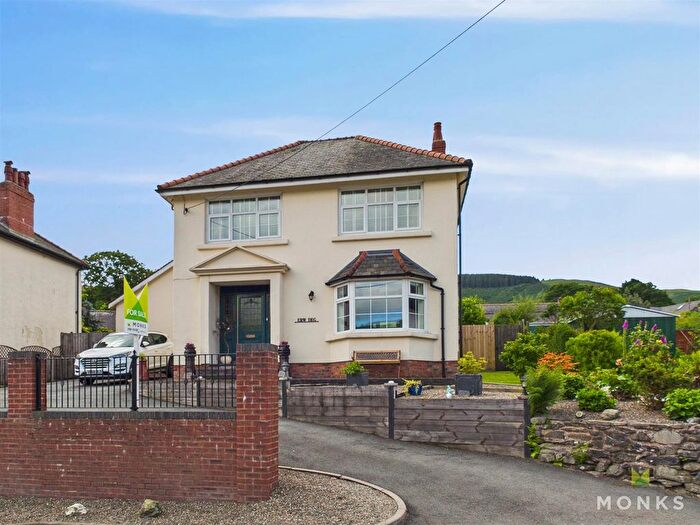 4 Bedroom Detached House For Sale In Penybontfawr, Oswestry, SY10