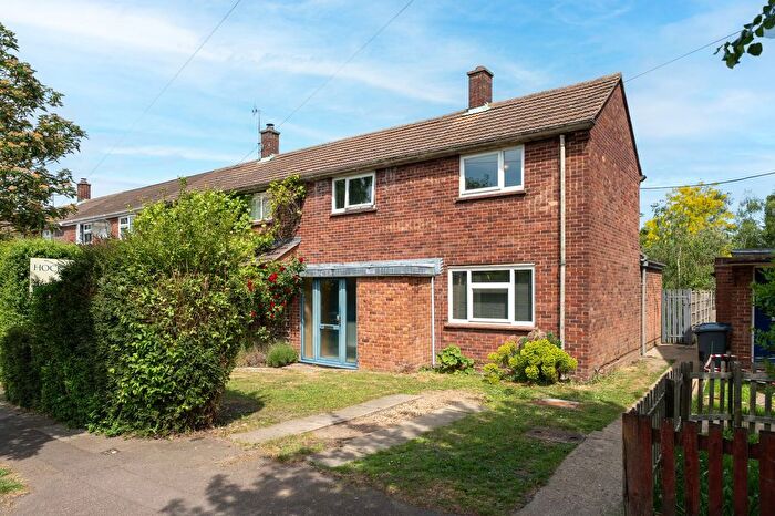 3 Bedroom End Terrace House For Sale In Fortescue Road, Cambridge, CB4