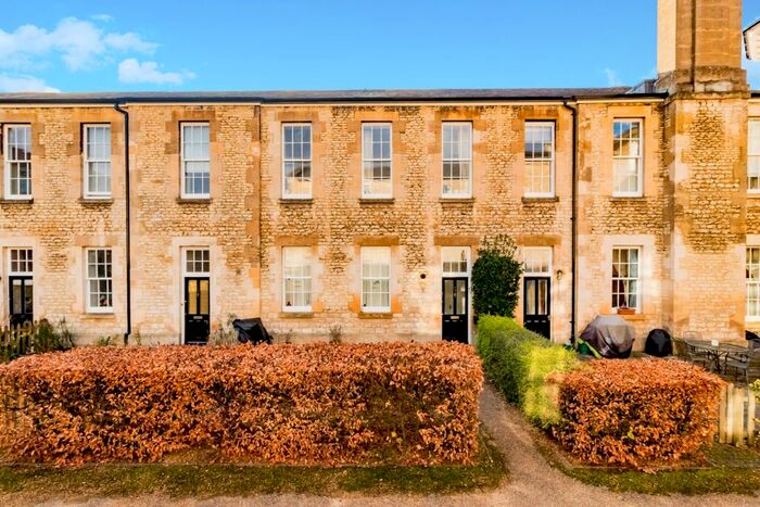 2 Bedroom Terraced House To Rent In Mandelbrote Drive, Littlemore, Oxford, OX4