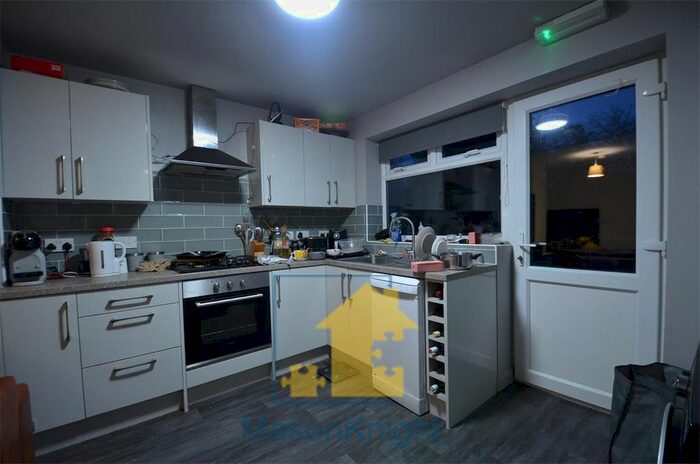 5 Bedroom Terraced House To Rent In Lodge Hill Road, Selly Oak, Birmingham, B29