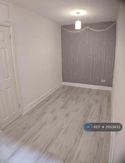 1 Bedroom Flat To Rent In Dock Road, Tilbury, RM18