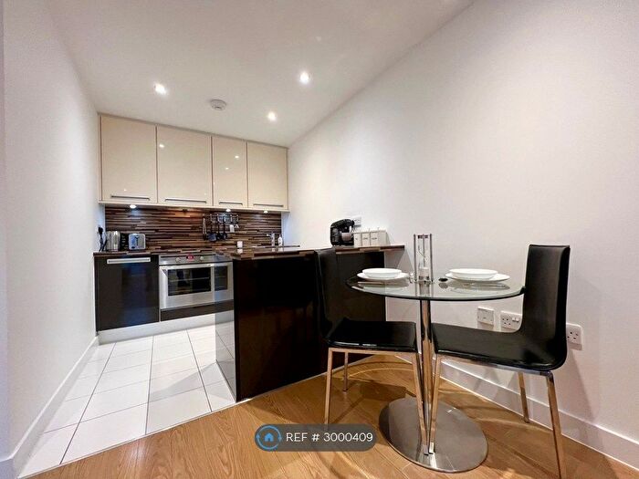 1 Bedroom Flat To Rent In Adana Building, London, SE13