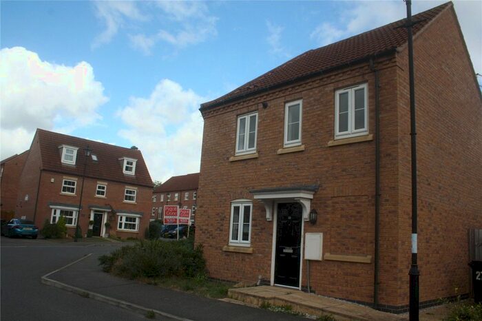 2 Bedroom Maisonette To Rent In Pentland Drive, Sleaford, Lincolnshire NG34