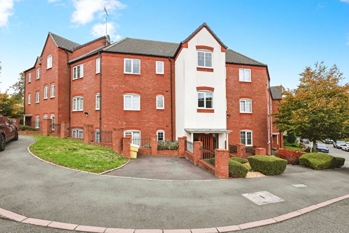 2 Bedroom Flat For Sale In Caban Close, Birmingham, West Midlands, B31