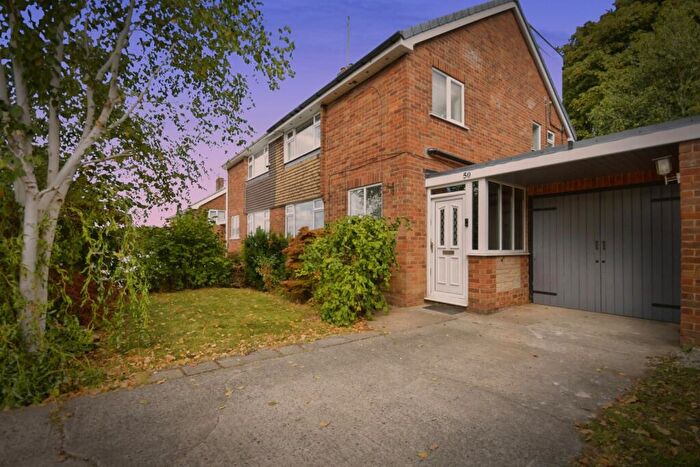 4 Bedroom Semi-Detached House For Sale In Netherfield Road, Chesterfield, Derbyshire, S40