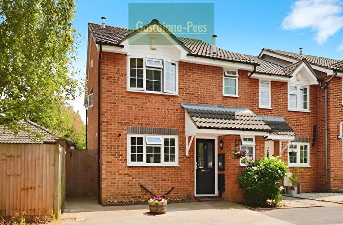 3 Bedroom House To Rent In Worcester Park, KT4