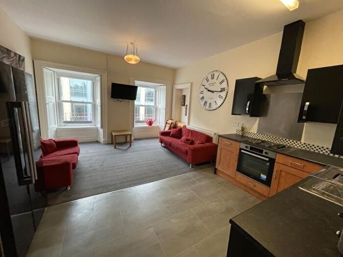 5 Bedroom Flat To Rent In Morrison Street, Edinburgh, EH3