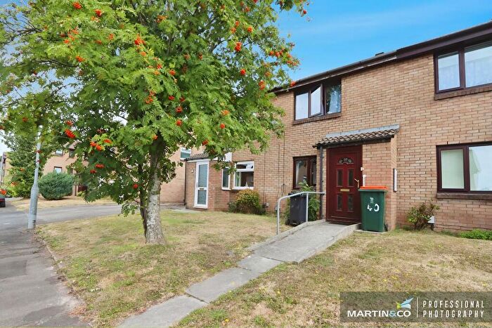 2 Bedroom Terraced House For Sale In Collingwood Avenue, Newport, NP19