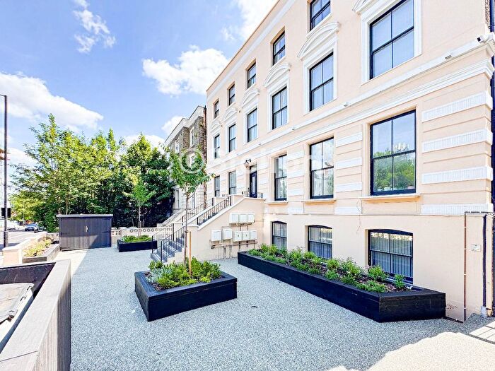 1 Bedroom Flat To Rent In Camden Road, London, N7