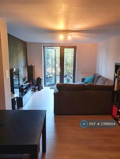 1 Bedroom Flat To Rent In Charcot Road, London, NW9