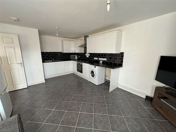 1 Bedroom Flat To Rent In Heath End Road, Nuneaton, Warwickshire, CV10