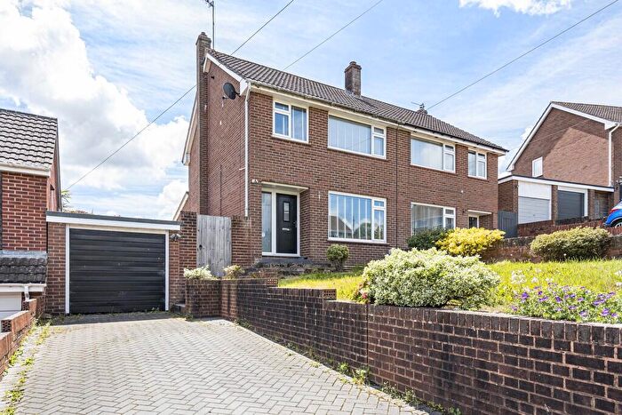 3 Bedroom Semi Detached House For Sale In Berkshire Drive, Exeter, EX4