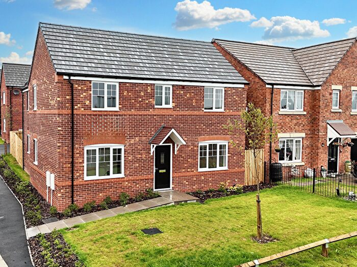 4 Bedroom Detached House For Sale In Eccleshall Road, Stone, ST15