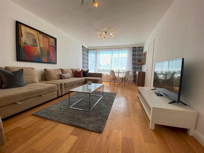 2 Bedroom Flat For Sale In Watergardens, Hyde Park, W2