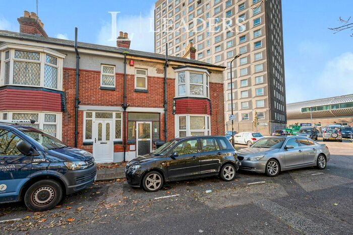 5 Bedroom Terraced House To Rent In Rivers Street, Southsea, PO5