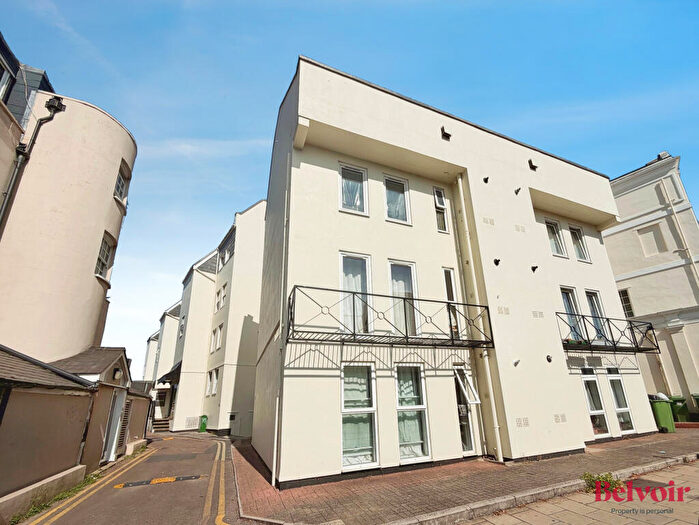 1 Bedroom Apartment To Rent In Berkeley Court, Cheltenham, GL52