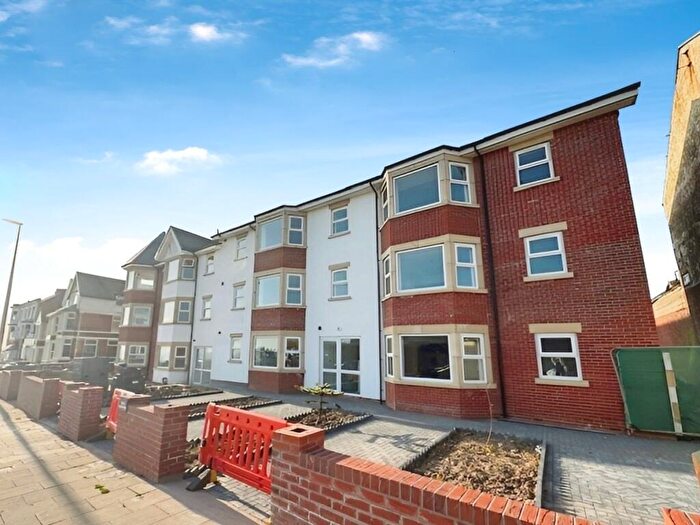 2 Bedroom Apartment To Rent In Warley Road, Blackpool, Lancashire, FY1