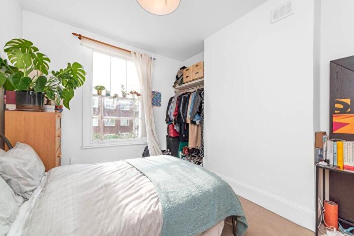 3 Bedroom Flat To Rent In Hartland Road, Chalk Farm, NW1