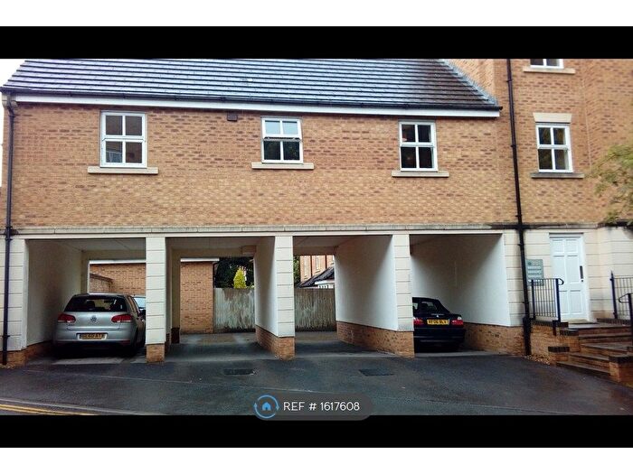 3 Bedroom Flat To Rent In Jellicoe Avenue, Stapleton, Bristol, BS16