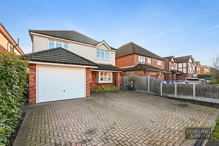 4 Bedroom Detached House For Sale In Kelly Road, Bowers Gifford, Basildon, SS13