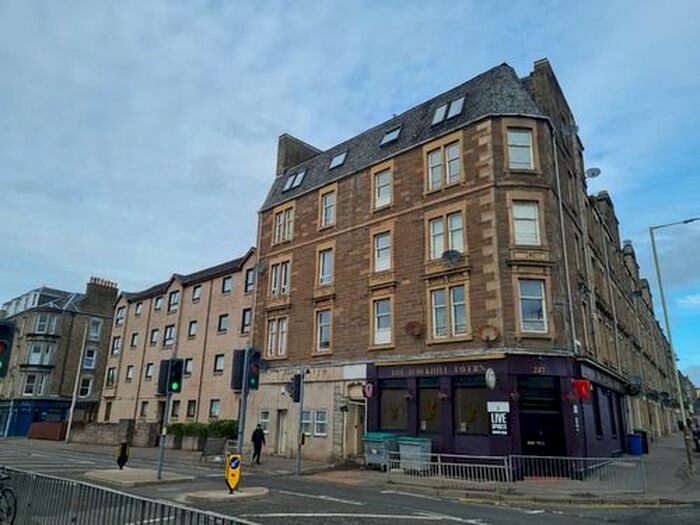 1 Bedroom Flat To Rent In Hawkhill, Dundee, DD2