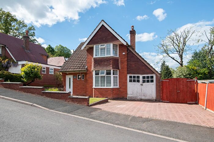 3 Bedroom Detached House For Sale In Reservoir Road, Cofton Hackett, B45