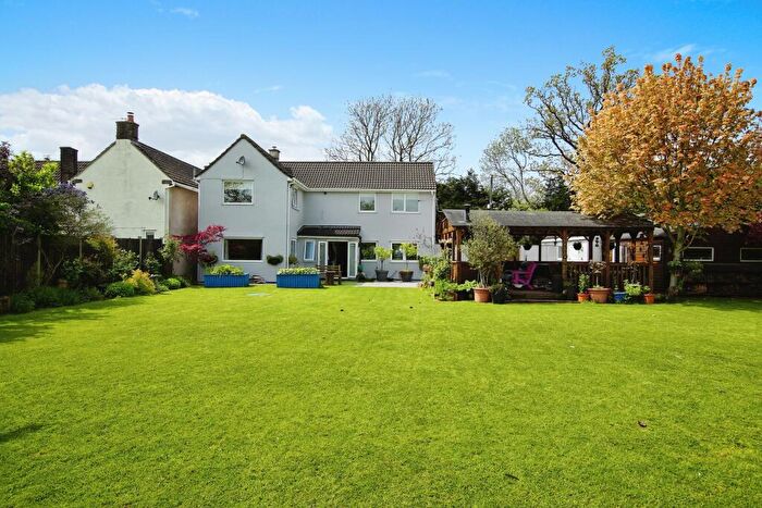 4 Bedroom Detached House For Sale In Latteridge Road, Iron Acton, Bristol, Gloucestershire, BS37