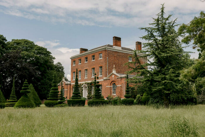 8 Bedroom Detached House For Sale In Cressy Hall, Spalding, Lincolnshire, PE11