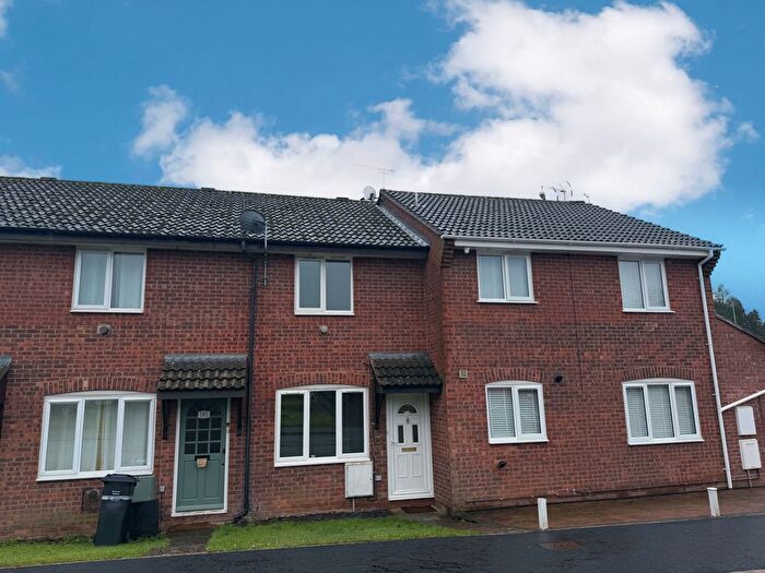 2 Bedroom Property To Rent In Queensway, Taunton, TA1