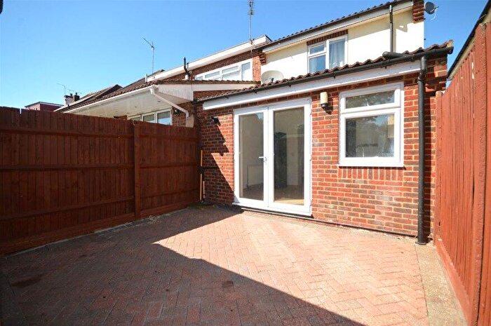 1 Bedroom Maisonette To Rent In Hatfield Road, St Albans, St. Albans, AL4