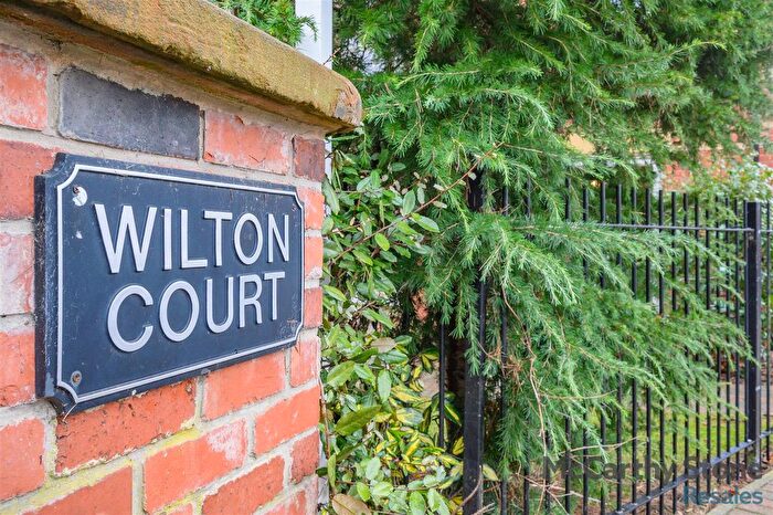 1 Bedroom Flat For Sale In Wilton Court, Southbank Road, Kenilworth, CV8