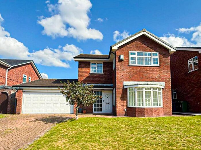 4 Bedroom Detached House For Sale In Stanlowe View, Liverpool, L19