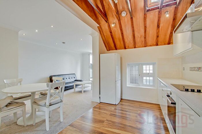 2 Bedroom Flat To Rent In Ashcombe Gardens, Edgware, HA8