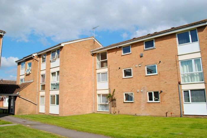 1 Bedroom Apartment To Rent In Lupin Drive, Chelmsford, Essex, CM1